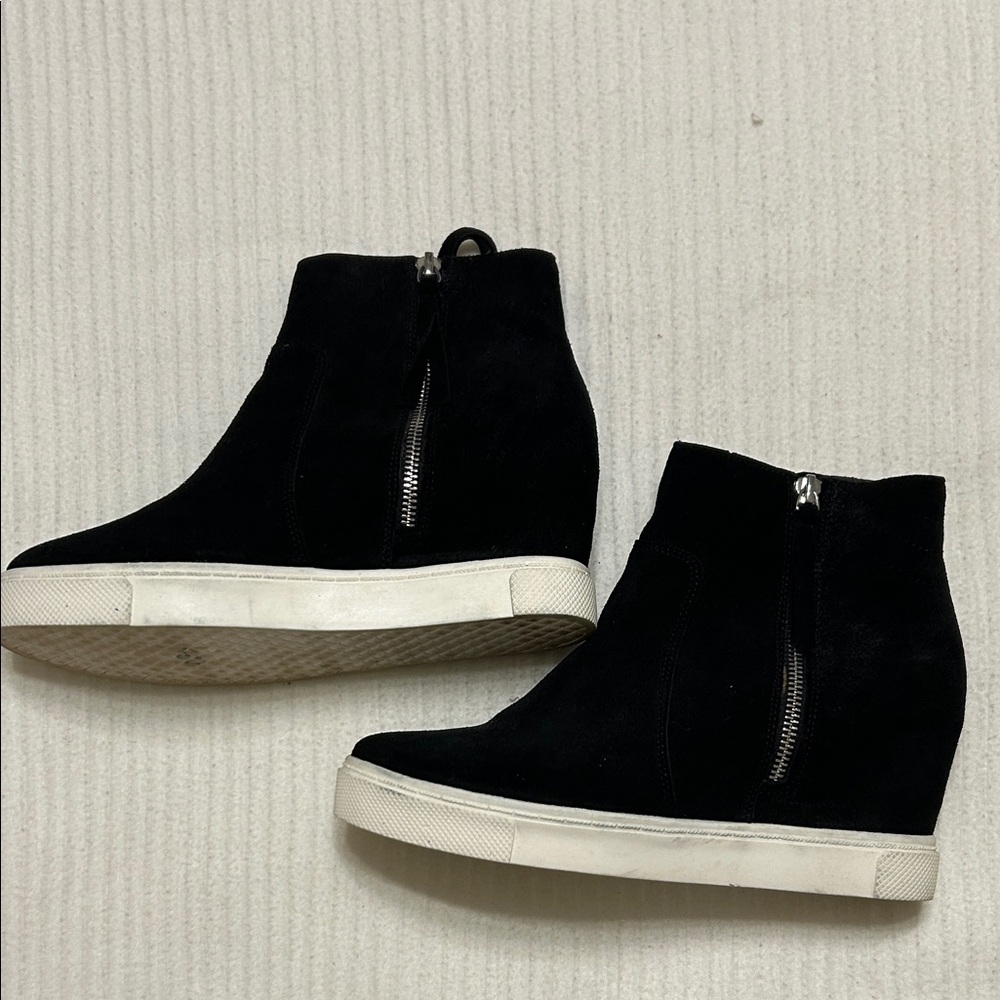 Steve Madden Saidi Black Zip Up Women Faux Suede Platform Wedge Boots